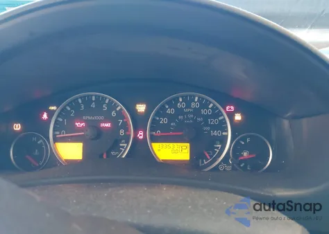 2010 Nissan Pathfinder Le z USA, uszkodzony, nr VIN 5N1AR1NB6AC618753